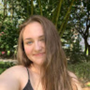 Meet your Posher, Aysha